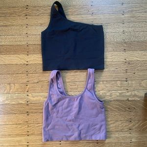 Athleta seamless tanks